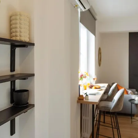 Aura - Old Town * Bucarest