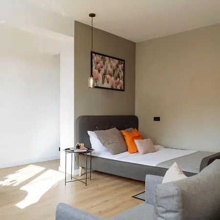 Aura - Old Town I Free Street Parking I Self Check-in Apartamento Bucareste