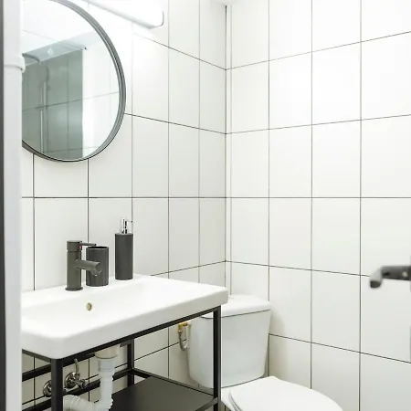 Apartamento Aura - Old Town I Free Street Parking I Self Check-in
